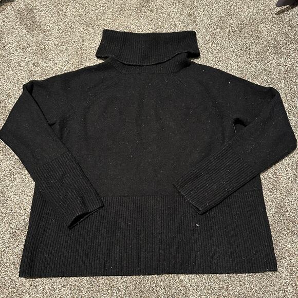 ATHLETA Women's Alpine Turtleneck Sweater Size XS In Black - Picture 3 of 11